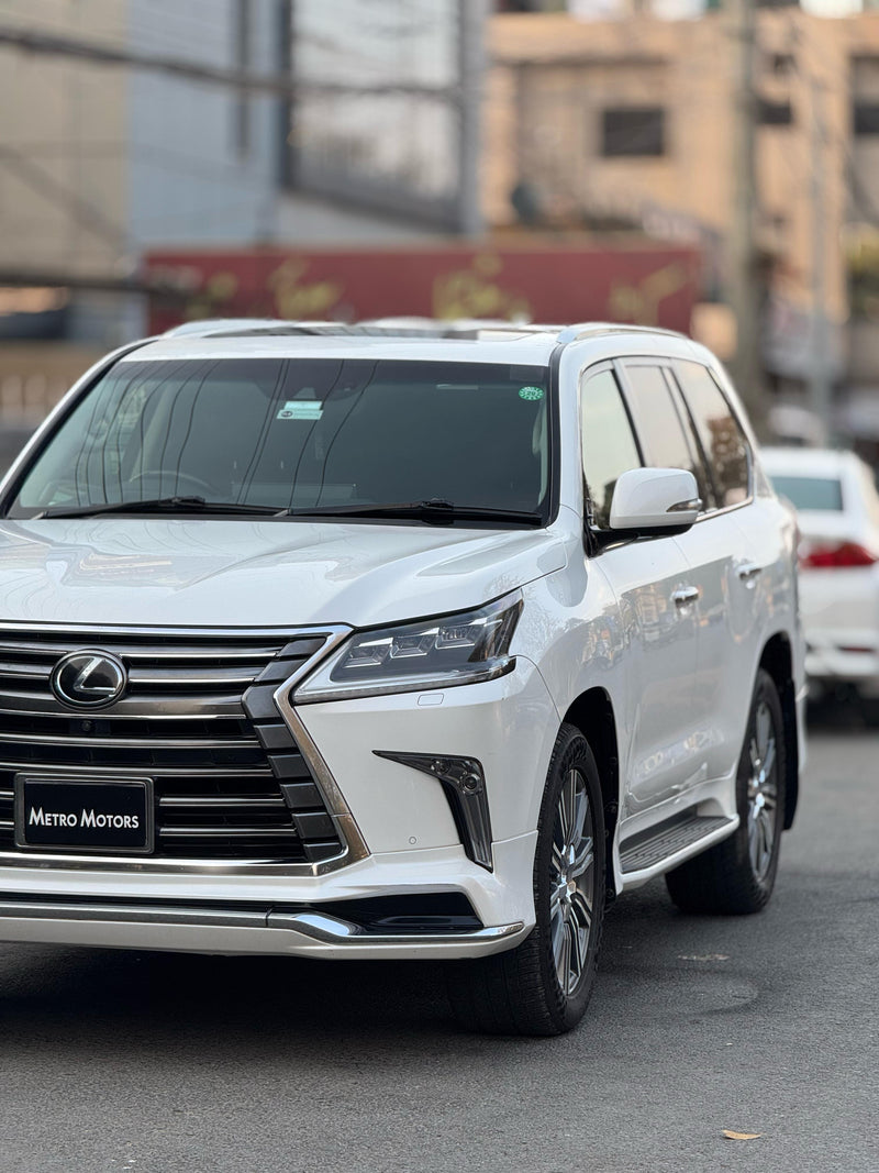 LEXUS LX570