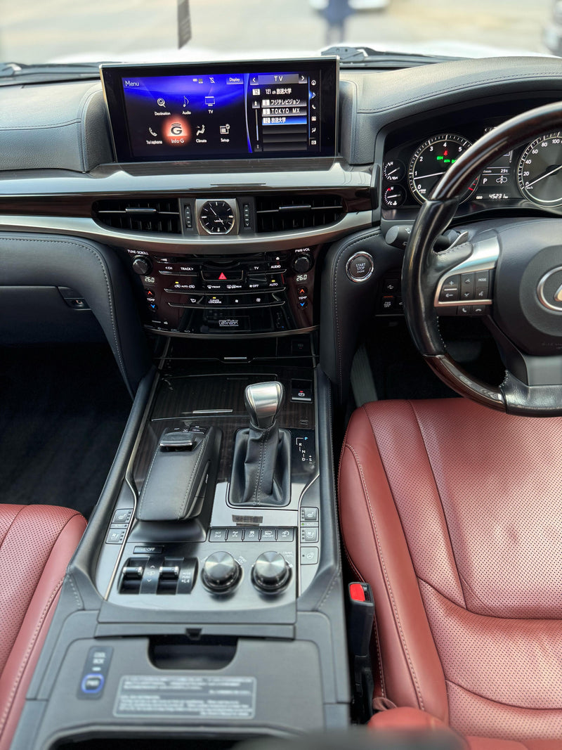 LEXUS LX570