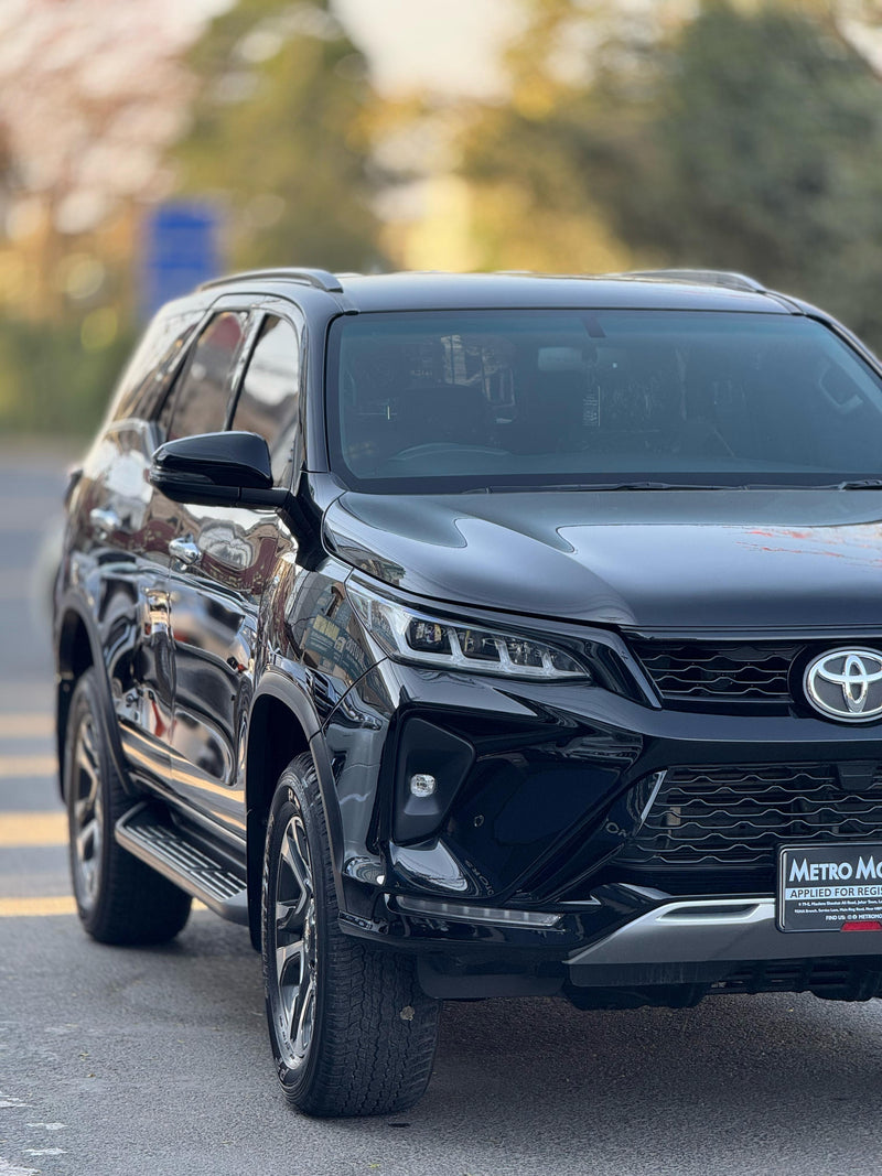 TOYOTA FORTUNER 2.8 LEGENDER