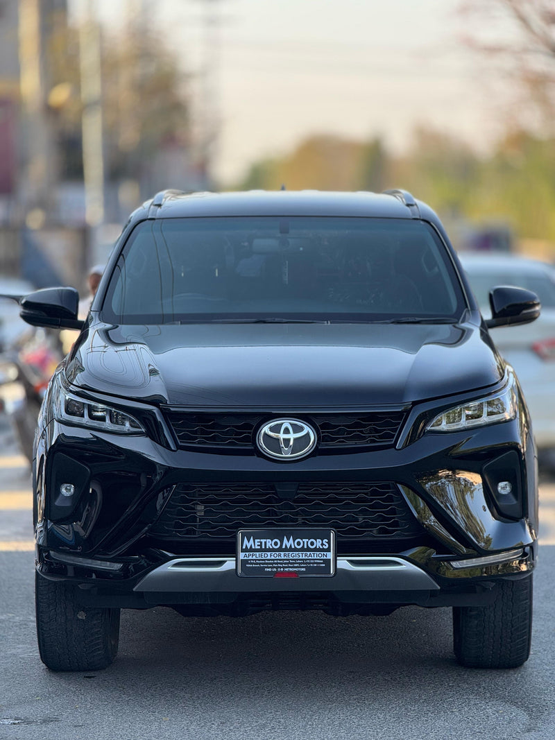 TOYOTA FORTUNER 2.8 LEGENDER