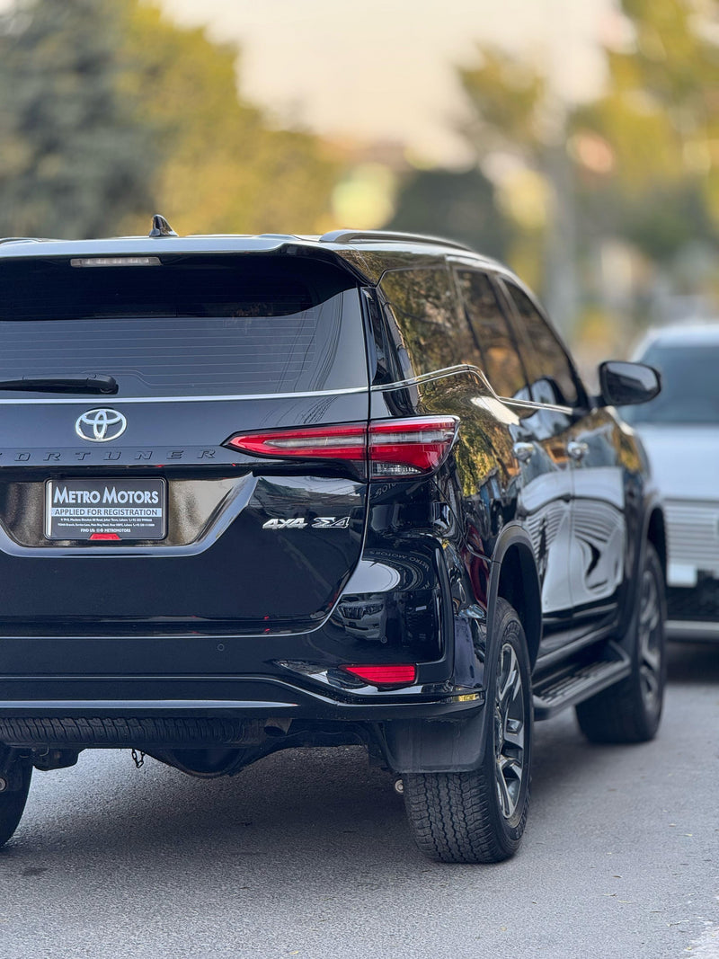 TOYOTA FORTUNER 2.8 LEGENDER