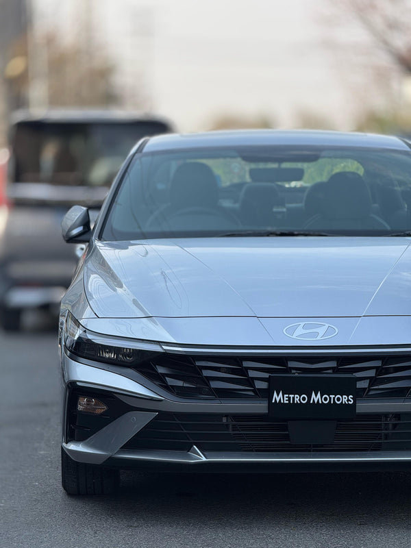 HYUNDAI ELANTRA HYBRID Model 2025