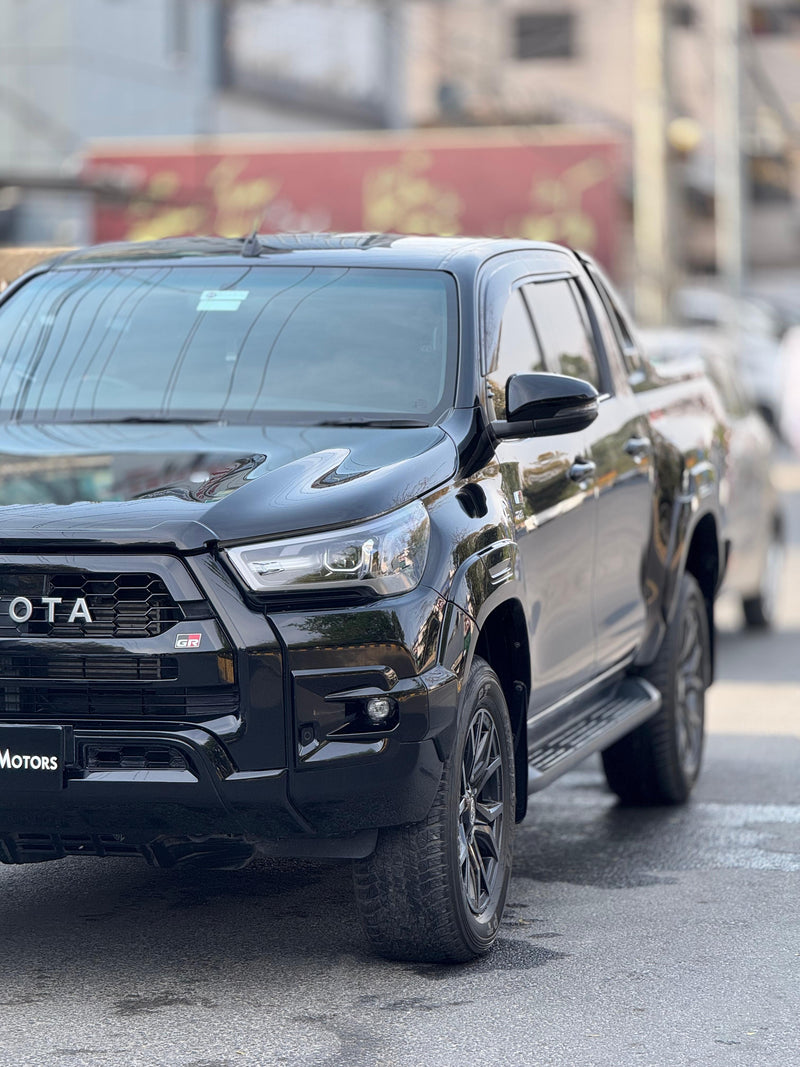 TOYOTA HILUX REVO GR-S