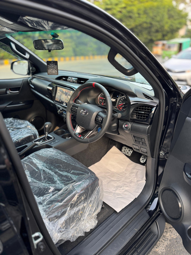 TOYOTA HILUX REVO GR-S