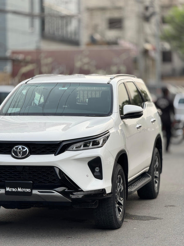 TOYOTA FORTUNER 2.8 LEGENDER