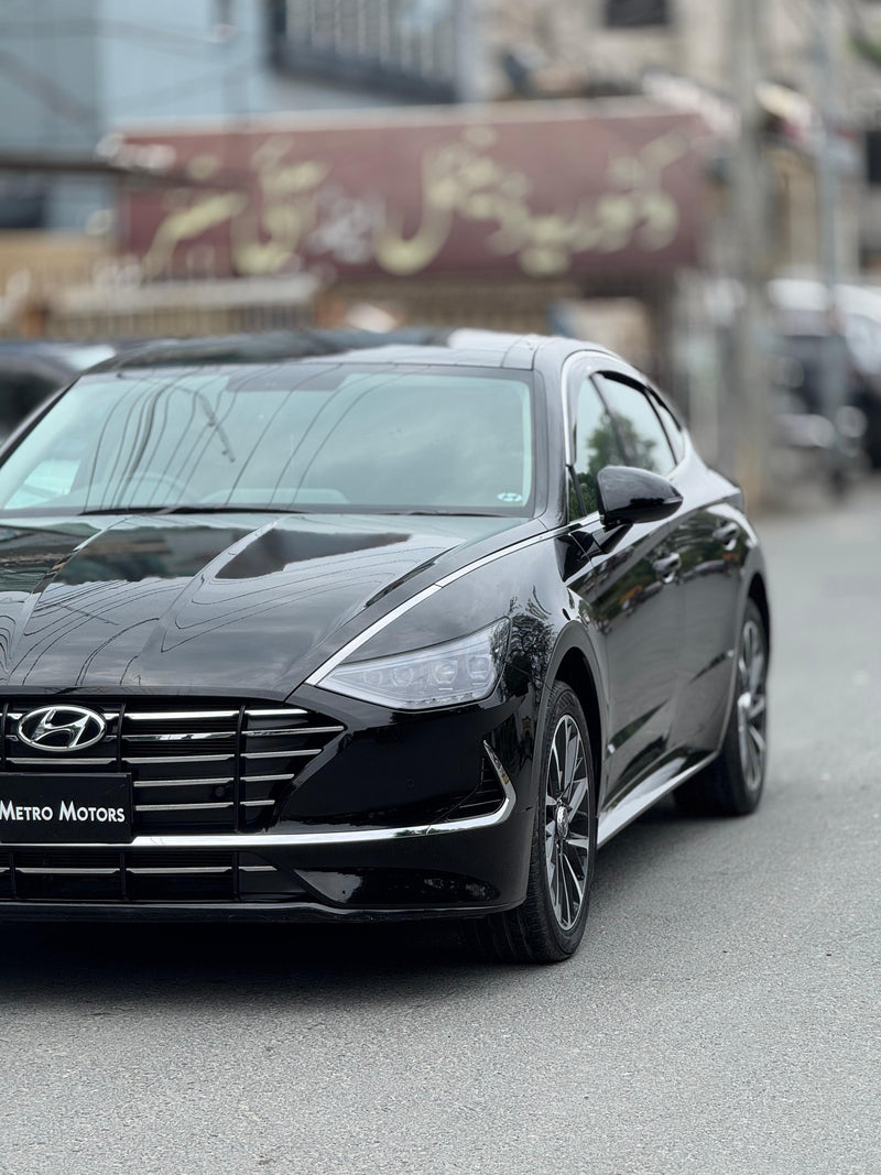 HYUNDAI SONATA