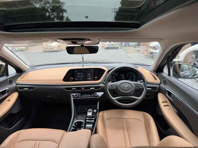 HYUNDAI SONATA