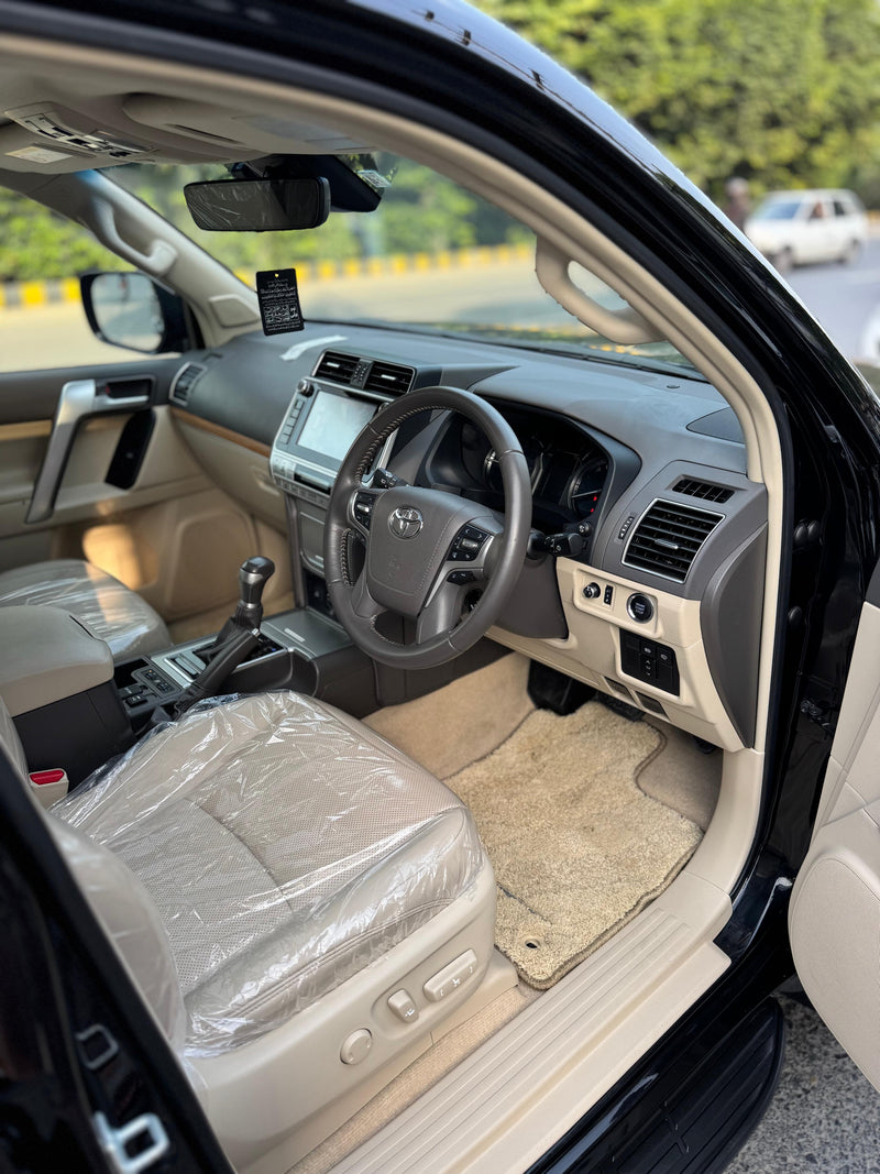 Prado TXL Black Beige