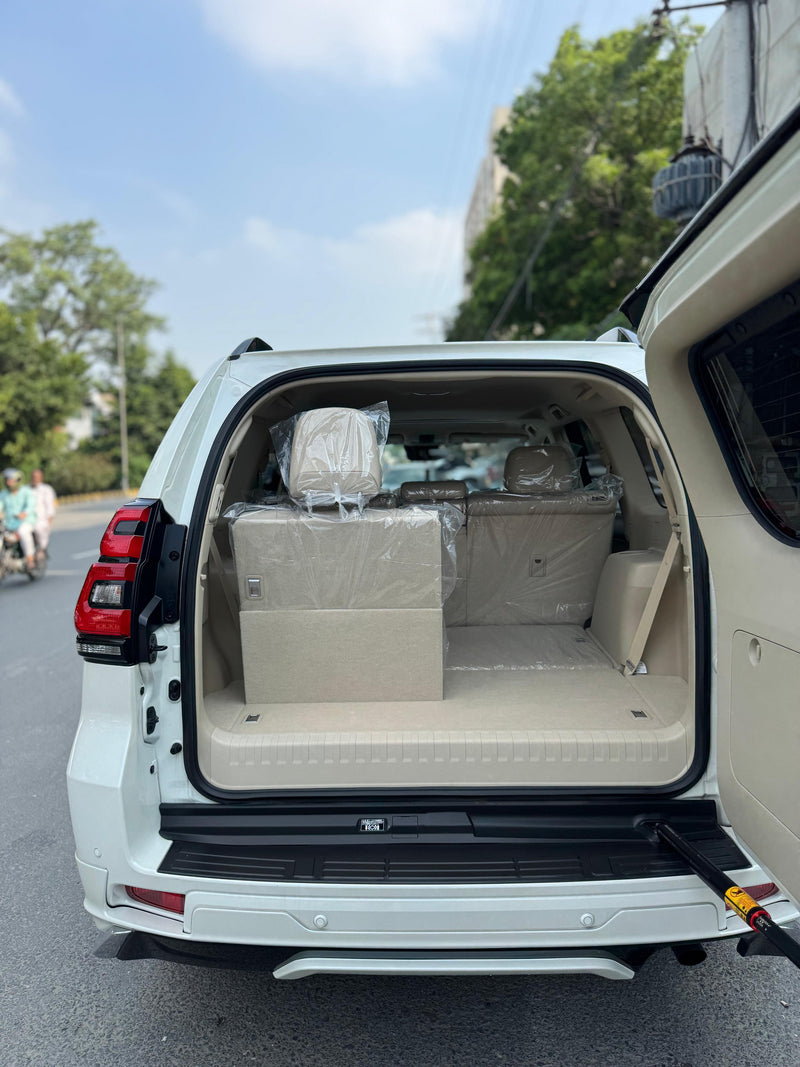 Prado TXL white