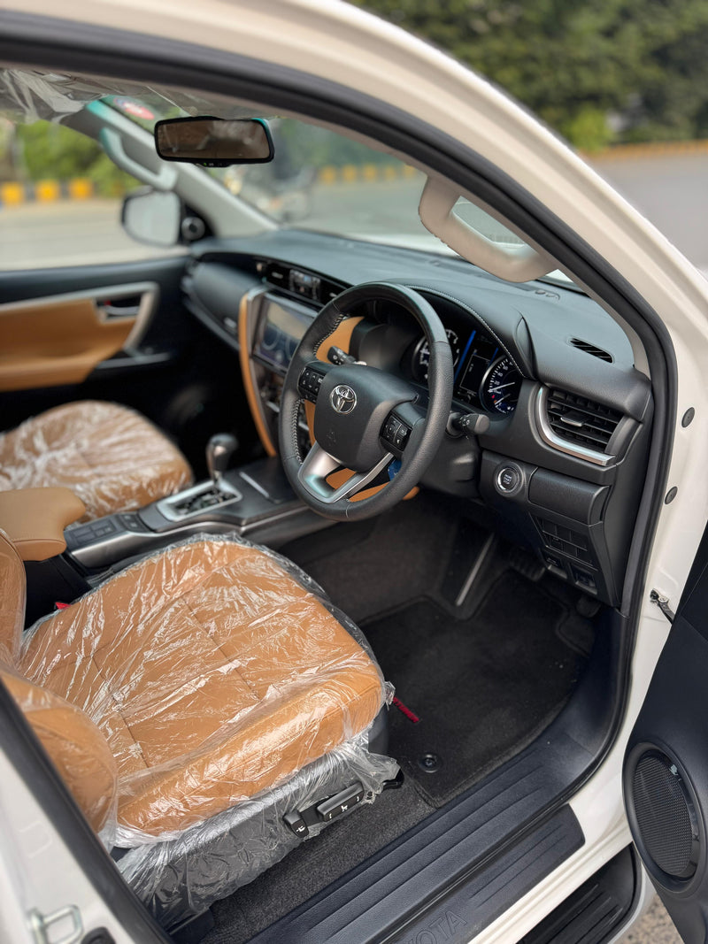 TOYOTA FORTUNER 2.7