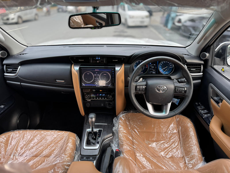 TOYOTA FORTUNER 2.7