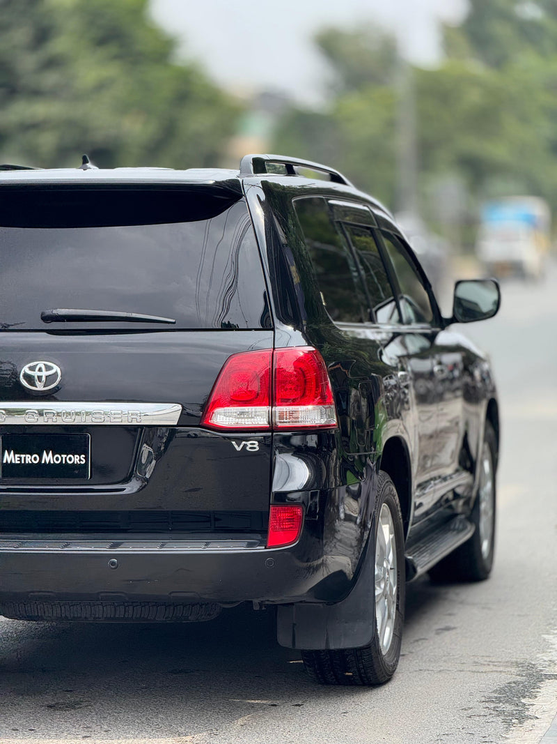 TOYOTA Land Cruiser ZX