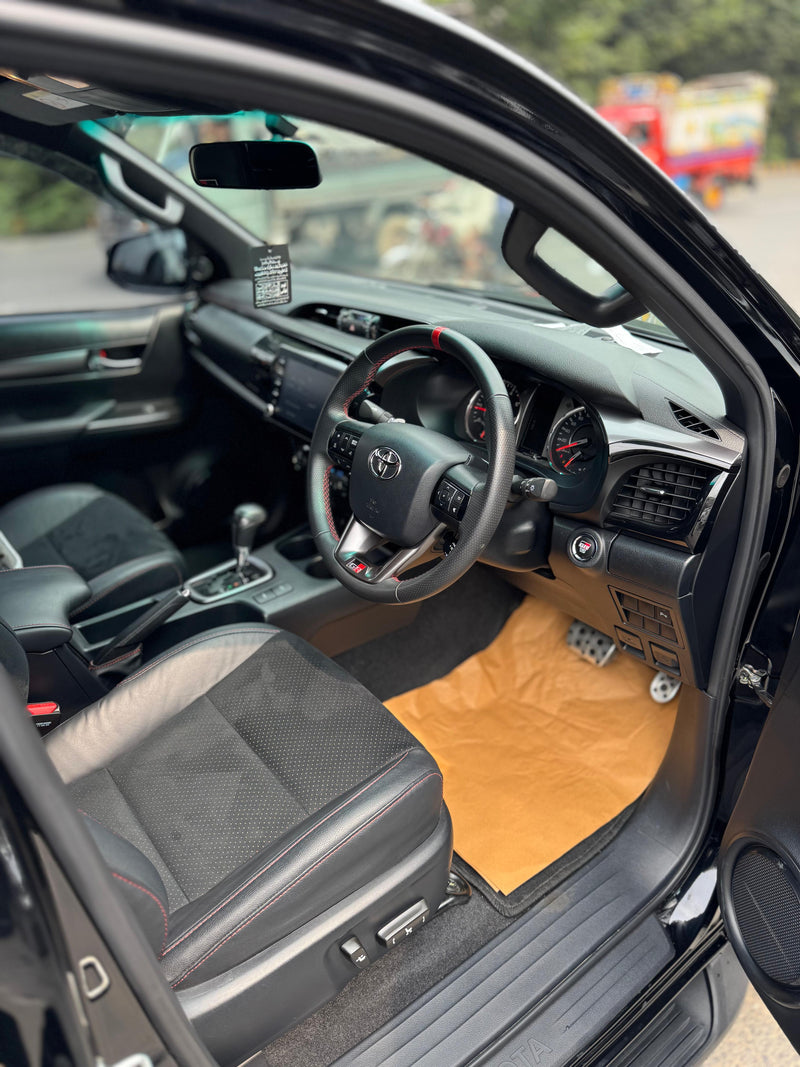 TOYOTA HILUX REVO GRS