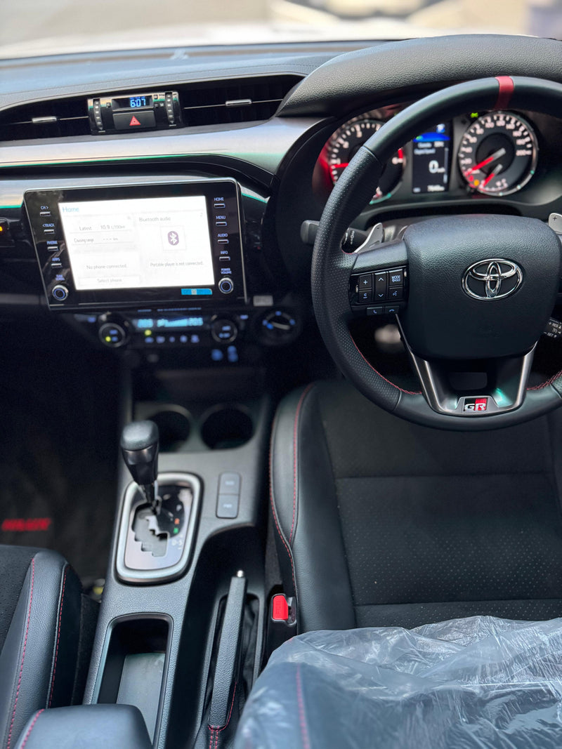 TOYOTA FORTUNER GRS