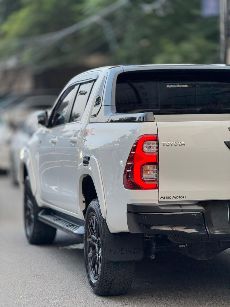 TOYOTA FORTUNER GRS