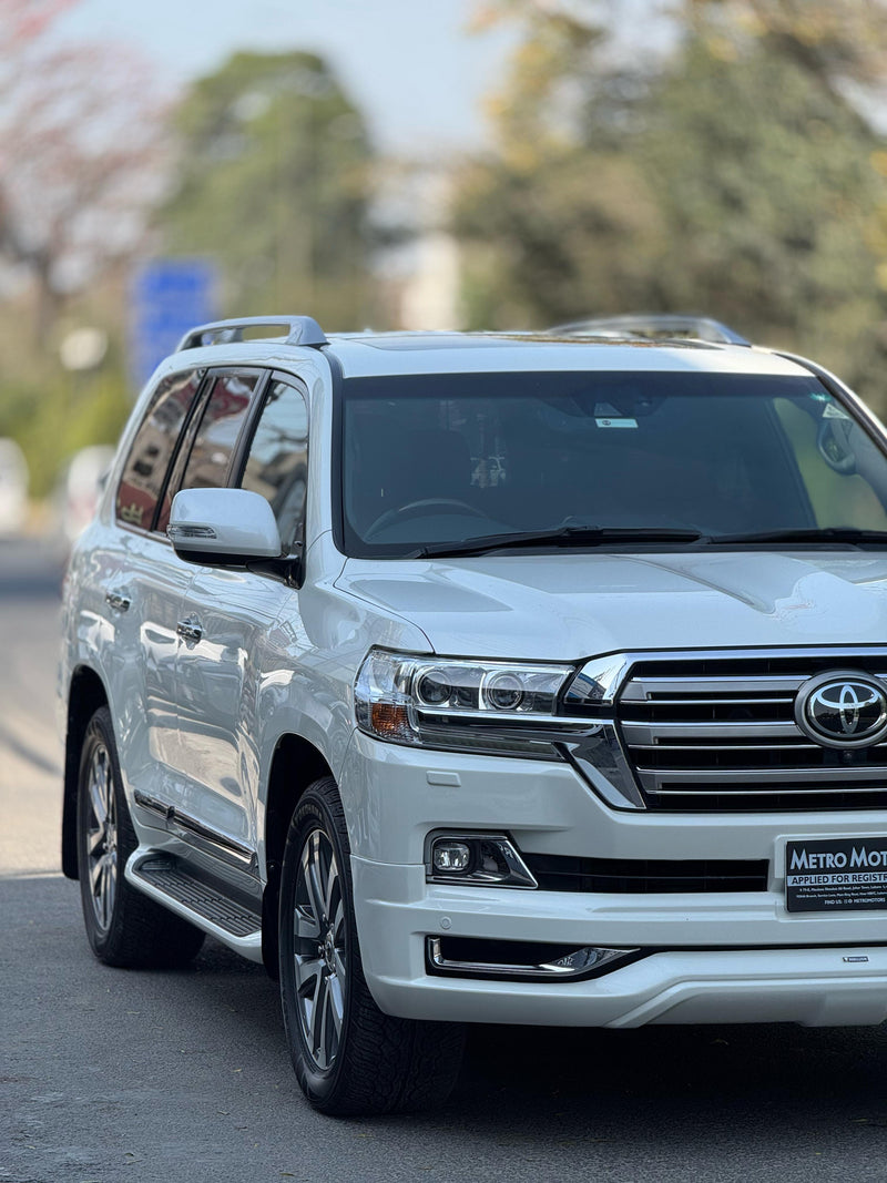 TOYOTA LAND CRUISER ZX FULL HOUSE