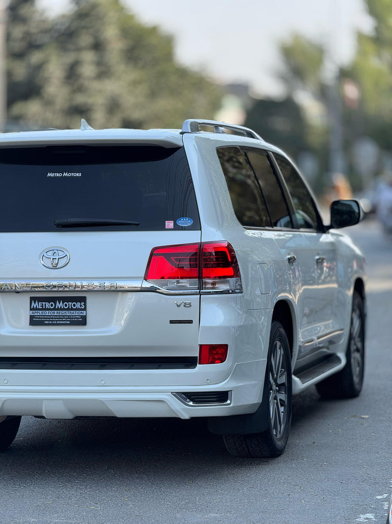 TOYOTA LAND CRUISER ZX FULL HOUSE