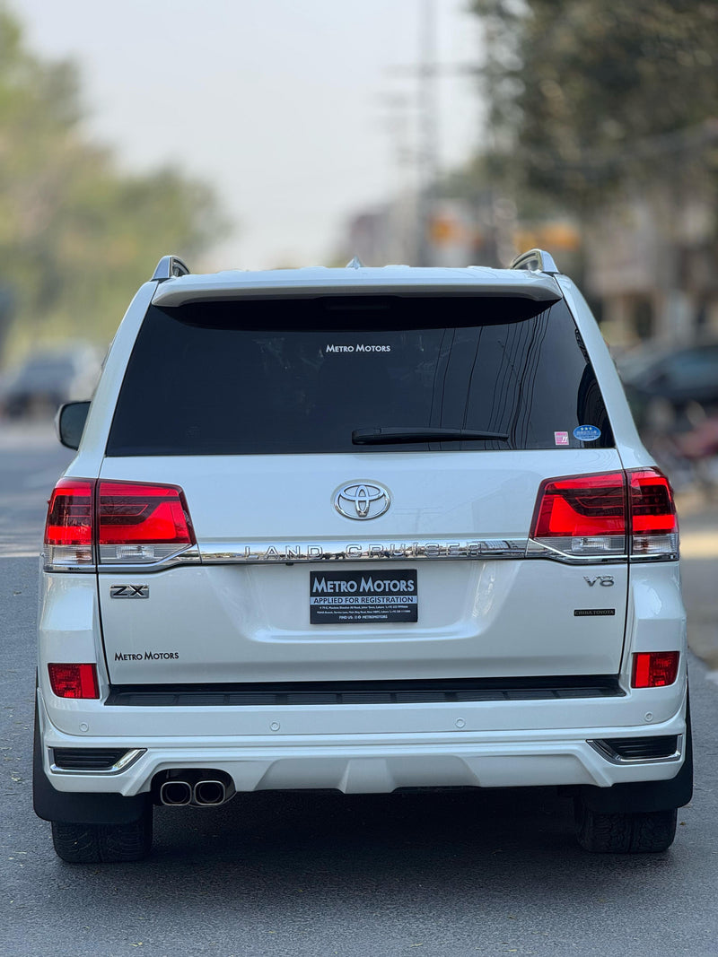 TOYOTA LAND CRUISER ZX FULL HOUSE
