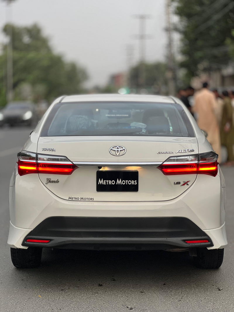 TOYOTA COROLLA GRANDE