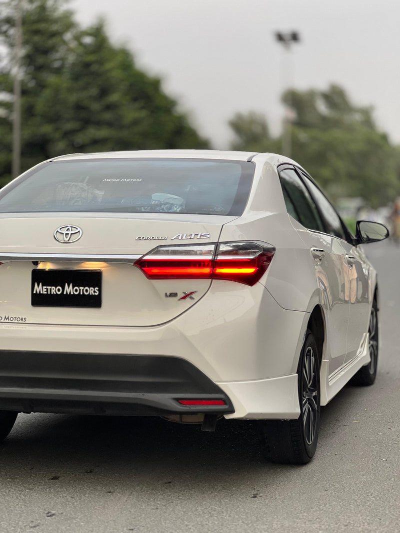 TOYOTA COROLLA GRANDE