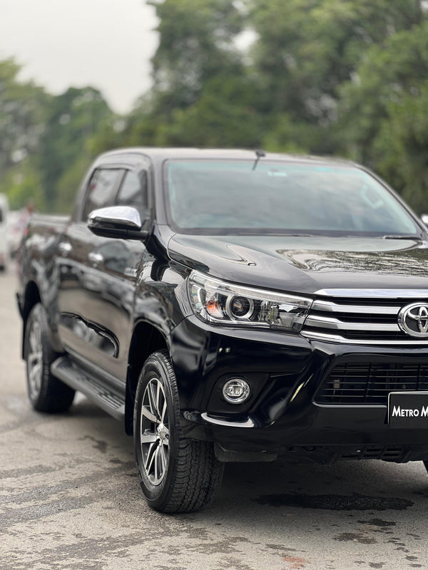 TOYOTA HILUX REVO