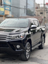 TOYOTA HILUX REVO