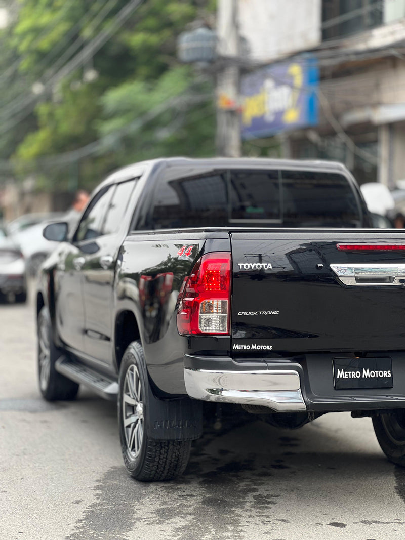 TOYOTA HILUX REVO