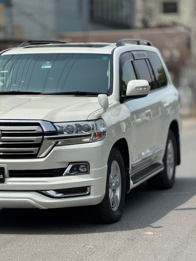 TOYOTA LAND CRUISER AXG