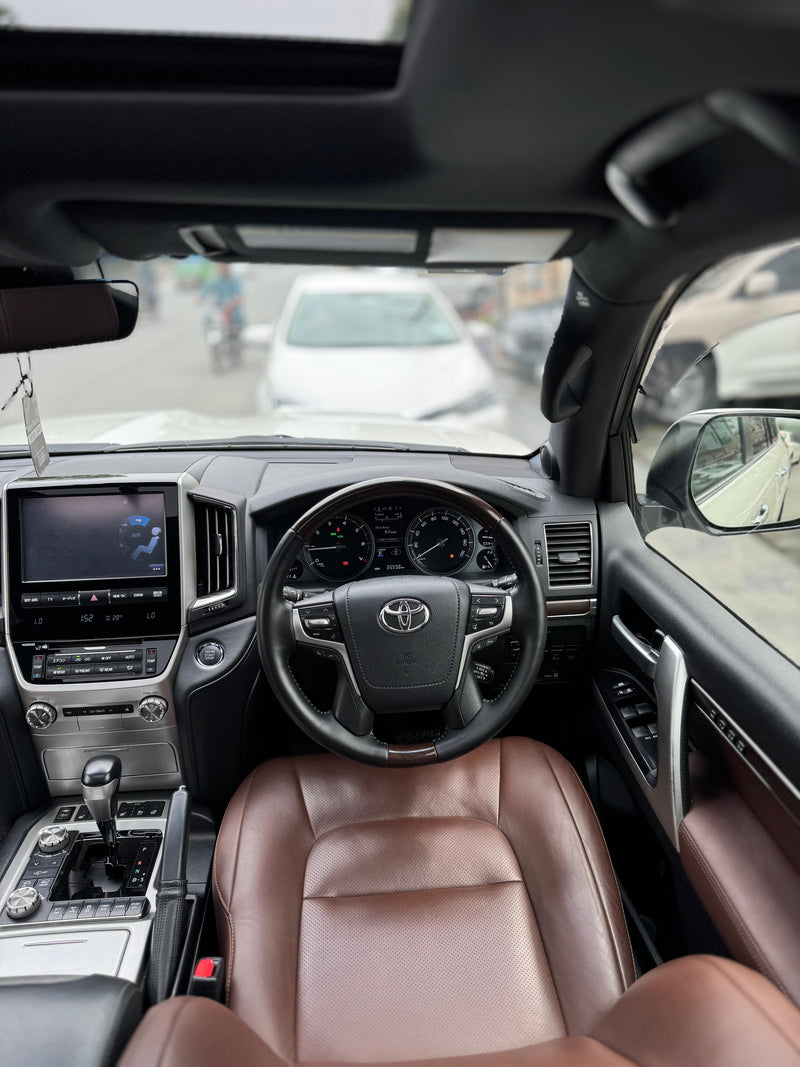 TOYOTA Land Cruiser ZX