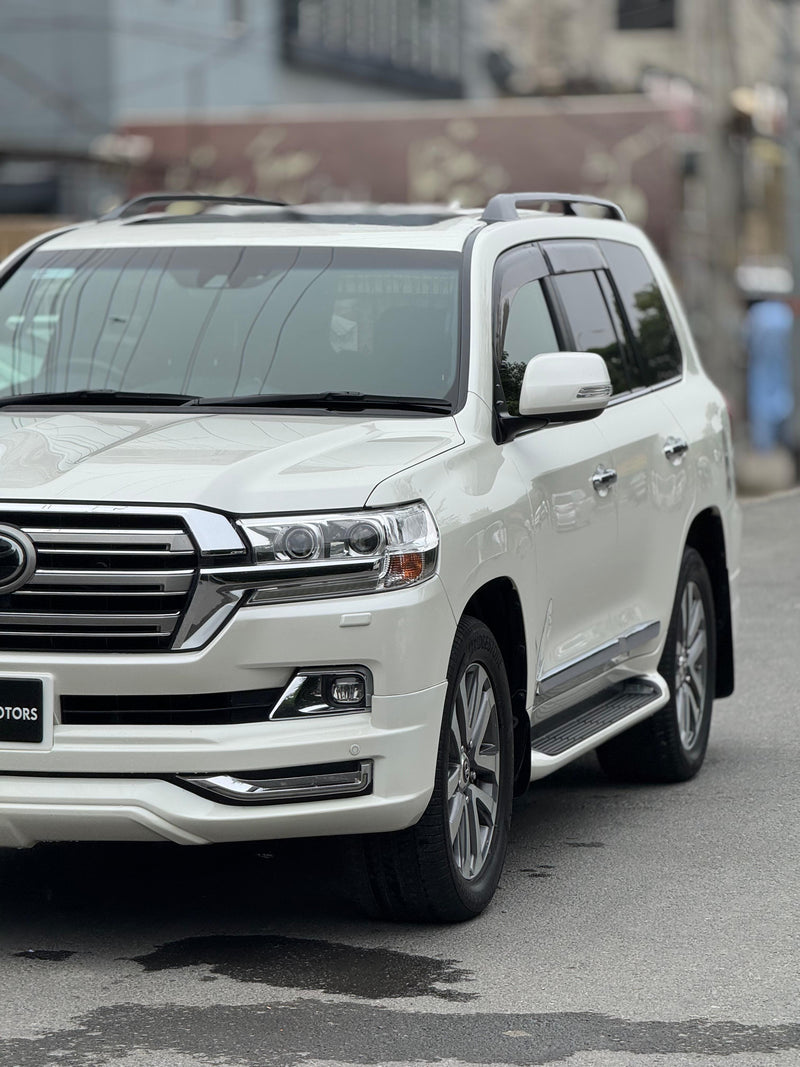 TOYOTA Land Cruiser ZX